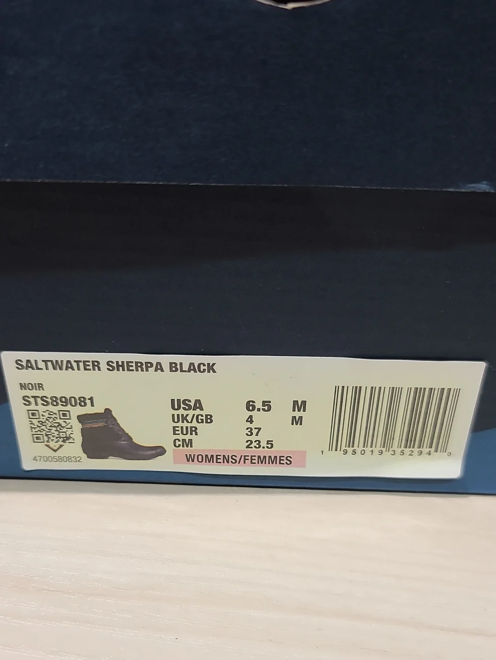 Sperry Women's Saltwater Sherpa Black Boots / US Women's 6.5 NEW